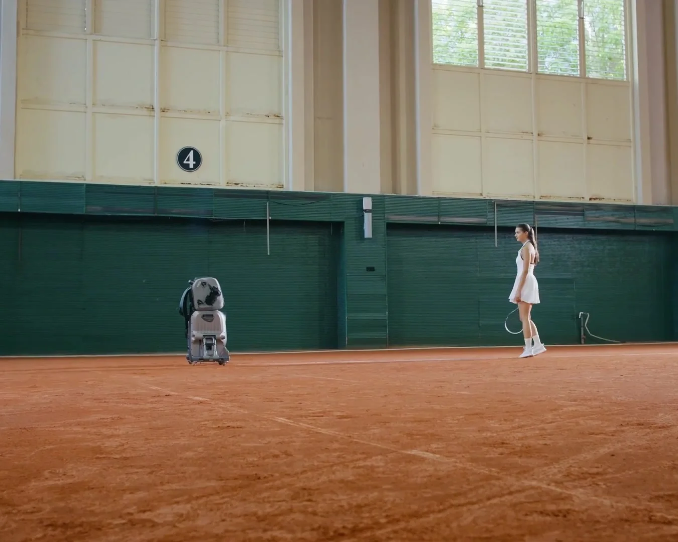 A1 AI Tennis Robot · 核心差异